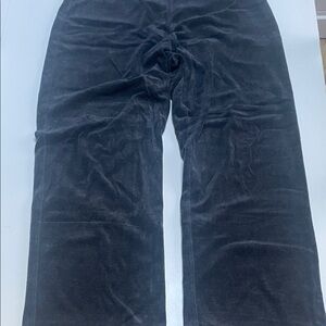 YOU MAKE AN OFFER$ Closet Clearance Gently Loved💜Women’s Black Velvet like Pants
